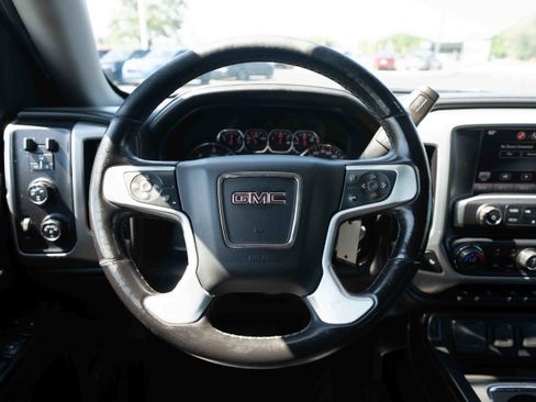 Used 2014 GMC Sierra 1500 SLT w/ SLT Crew Cab Value Package AWD/4WD image 21