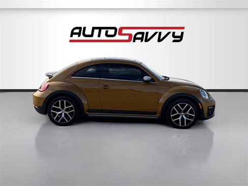 Used 2017 Volkswagen Beetle 1.8T Dune image 8