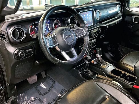 Used 2022 Jeep Wrangler Unlimited Rubicon w/ Xtreme Recon 35" Tire Package AWD/4WD image 18