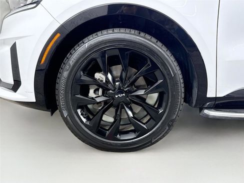 Used 2022 Kia Sorento SX image 30
