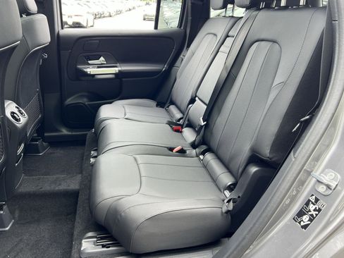 New 2026 Mercedes-Benz GLB 250 4MATIC image 30