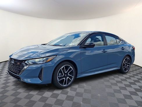 Used 2024 Nissan Sentra SR FWD image 6