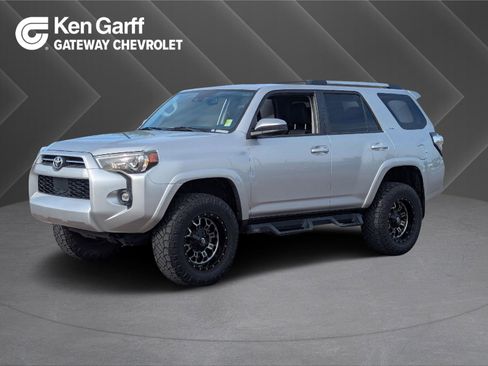 Used 2021 Toyota 4Runner SR5 image 1