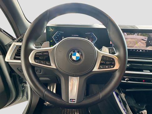 Certified 2024 BMW X5 sDrive40i w/ M Sport Package RWD image 11