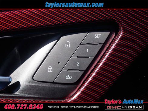 Used 2024 Chevrolet Traverse RS w/ LPO, Floor Liner Package AWD/4WD image 34