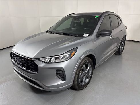 Used 2024 Ford Escape ST-Line AWD/4WD image 4