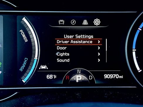 Used 2019 Kia Niro EX Premium image 28