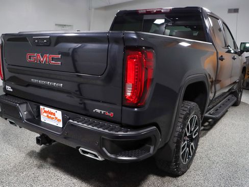 Used 2023 GMC Sierra 1500 AT4 image 7