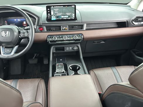 Certified 2024 Honda Pilot Elite image 14