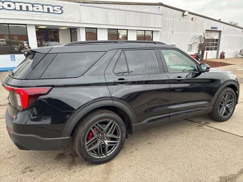 Used 2026 Ford Explorer ST image 10