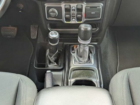 Used 2020 Jeep Wrangler Unlimited Sport S AWD/4WD image 20