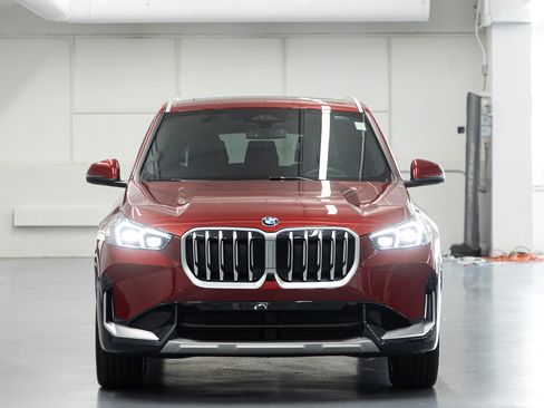 Used 2026 BMW X1 xDrive28i AWD/4WD image 7