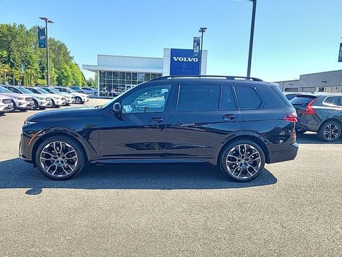 Used 2026 BMW X7 M60i AWD/4WD image 2