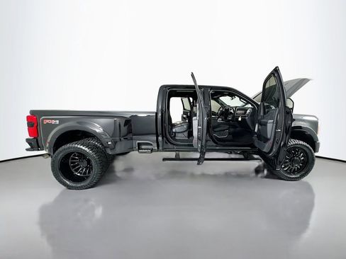 Used 2026 Ford F450 Platinum w/ FX4 Off-Road Package AWD/4WD image 42