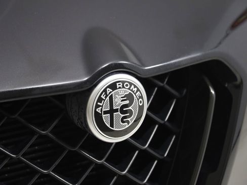 Used 2024 Alfa Romeo Stelvio Quadrifoglio w/ Active Assist Plus Package AWD/4WD image 17