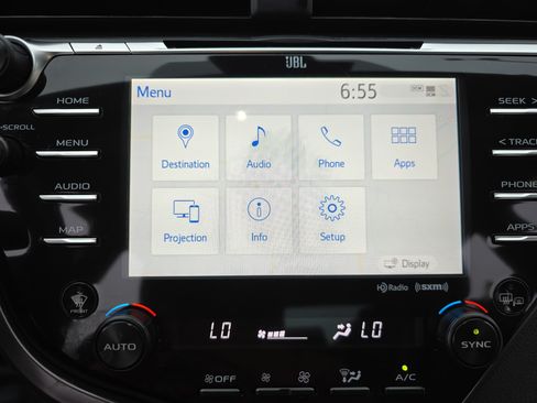 Used 2020 Toyota Camry XLE w/ Sunroof Package FWD image 20