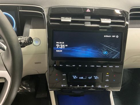 Used 2023 Hyundai Tucson Limited image 6