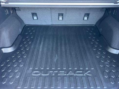 Used 2022 Subaru Outback Limited AWD/4WD image 15