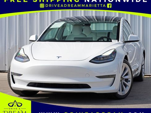 Used 2021 Tesla Model 3 Standard Range Plus image 1