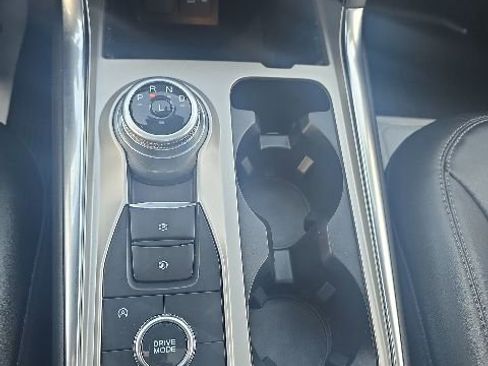 Certified 2023 Ford Explorer XLT w/ Equipment Group 202A AWD/4WD image 22