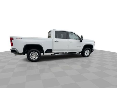Used 2024 Chevrolet Silverado 2500 LTZ image 9