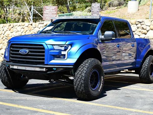 Used 2015 Ford F150 XLT w/ Equipment Group 301A Mid image 4
