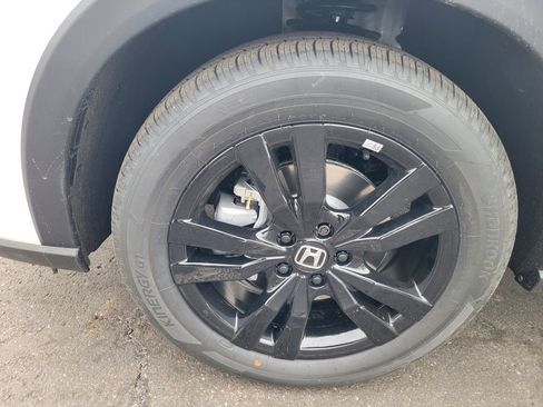 New 2026 Honda HR-V Sport image 11