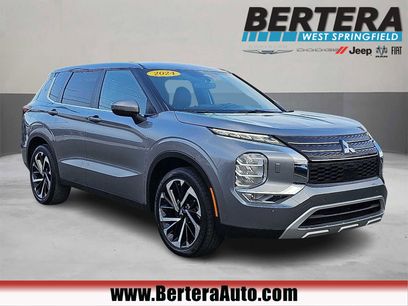 Used 2024 Mitsubishi Outlander SE
