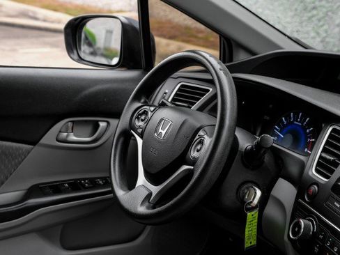 Used 2015 Honda Civic LX image 17