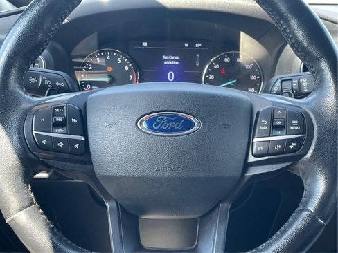 Used 2020 Ford Explorer XLT w/ Equipment Group 202A AWD/4WD image 23