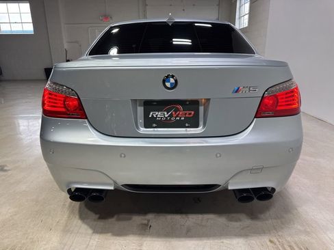 Used 2010 BMW M5 image 6