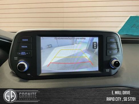 Used 2019 Hyundai Santa Fe Limited image 24