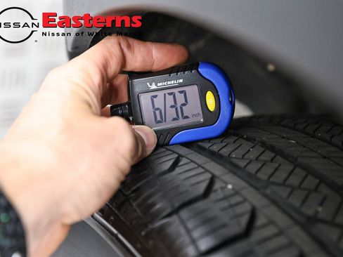 Used 2023 Mercedes-Benz GLA 250 4MATIC w/ Premium Package image 29