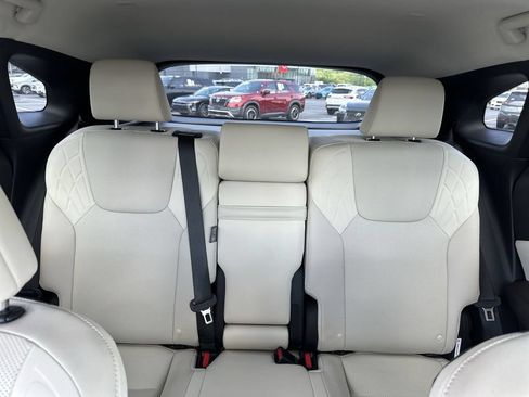 Used 2024 Lexus RX 350 Premium w/ Accessory Package (K3) AWD/4WD image 13