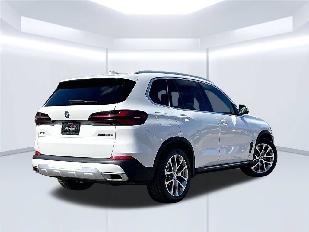 Used 2025 BMW X5 xDrive50e AWD/4WD image 14