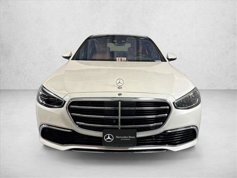 Used 2021 Mercedes-Benz S 580 4MATIC Sedan image 2