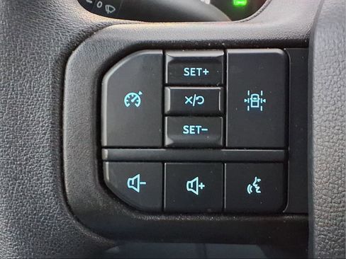 Used 2023 Ford F150 XLT image 11