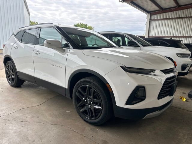 Used 2022 Chevrolet Blazer LT w/ Sound & Technology Package AWD/4WD image 2
