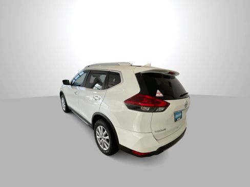 Used 2018 Nissan Rogue SV AWD/4WD image 6