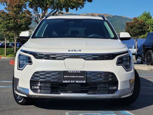 Used 2024 Kia Niro Wave w/ Wave Preserve Package FWD image 2