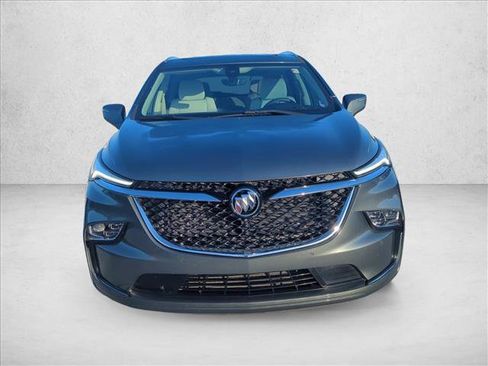 Used 2022 Buick Enclave Avenir w/ Avenir Technology Package AWD/4WD image 2