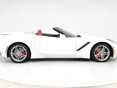 Used 2016 Chevrolet Corvette Stingray Convertible w/ 2LT Preferred Equipment Group image 4