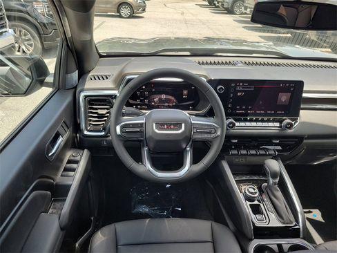 New 2025 GMC Canyon Elevation w/ Convenience Package image 29