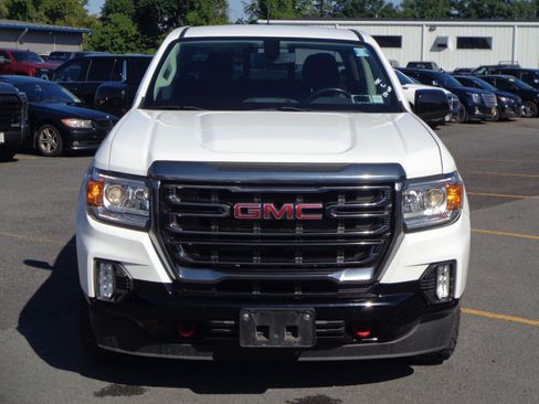 Used 2022 GMC Canyon AT4 w/ Trailering Package AWD/4WD image 2