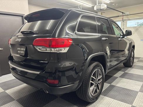 Used 2019 Jeep Grand Cherokee Limited AWD/4WD image 8