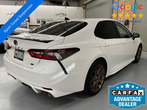 Used 2024 Toyota Camry SE FWD image 5