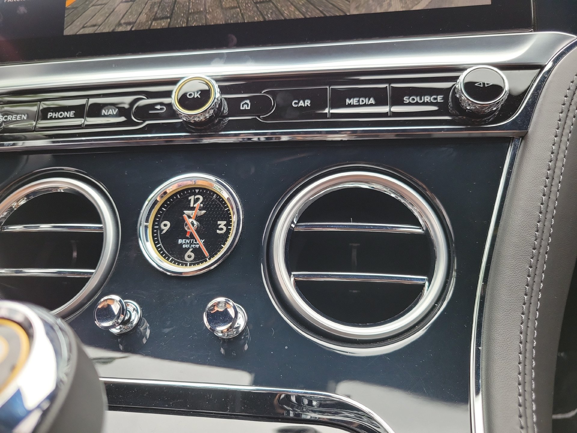 Certified 2020 Bentley Continental GT AWD/4WD image 37