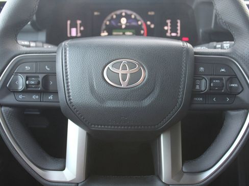 New 2025 Toyota 4Runner SR5 image 24