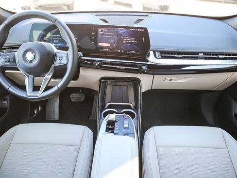 Used 2024 BMW X1 xDrive28i w/ Convenience Package image 11