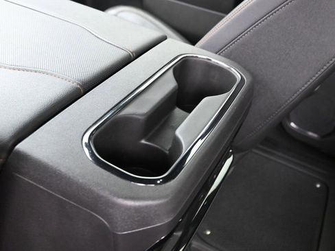 Certified 2024 GMC Sierra 1500 AT4 w/ Technology Package image 31